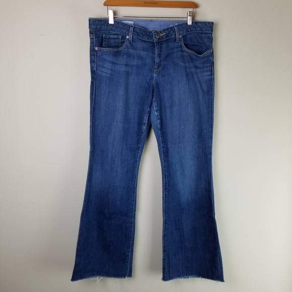 GAP Denim - GAP 1969 Curvy Flare Jeans 32/14r Med. C44 GAP Denim - GAP 1969 Curvy Flare Jeans 32/14r Med. C44